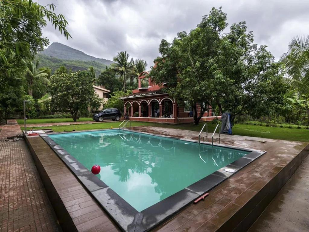 Red House 3Bhk Βίλα Karjat Εξωτερικό φωτογραφία
